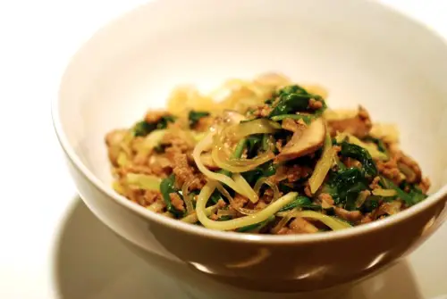 kelp_noodle_recipes-beef-stirfry