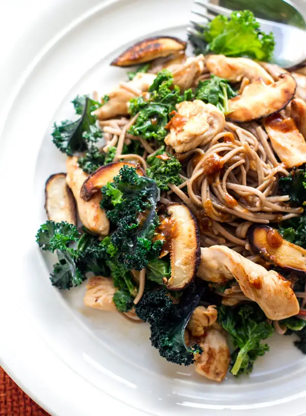 Buckwheat Soba Noodles with Kale, Chicken & Miso Dressing - gluten free, dairy free, real food.