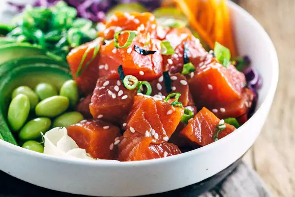 delicious-poke-bowl-3