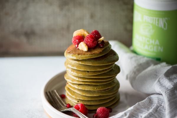 Matcha banana pancakes