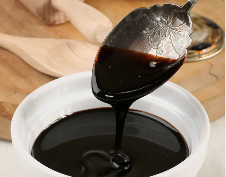 Blackstrap Molasses A Superfood with 10 Amazing Health Benefits