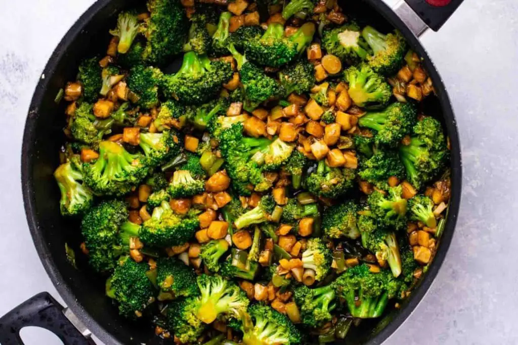 BROCCOLI TOFU STIR