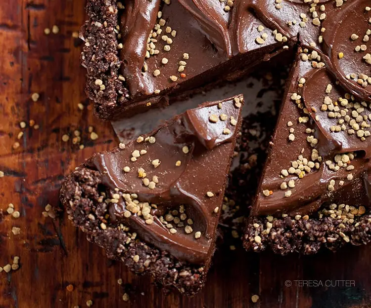 RAW CHOCOLATE TART