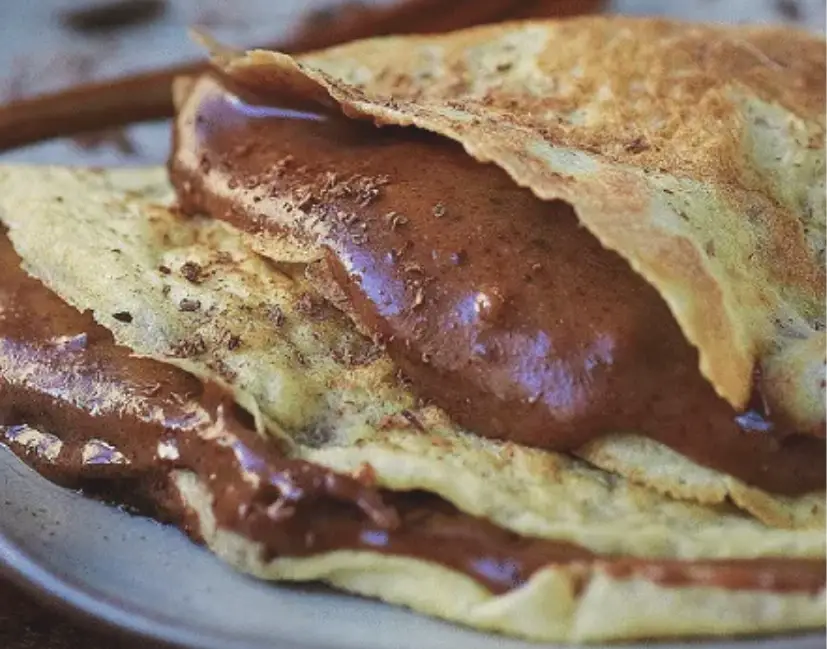 PALEO CHOCOLATE ALMOND BUTTER CREPES