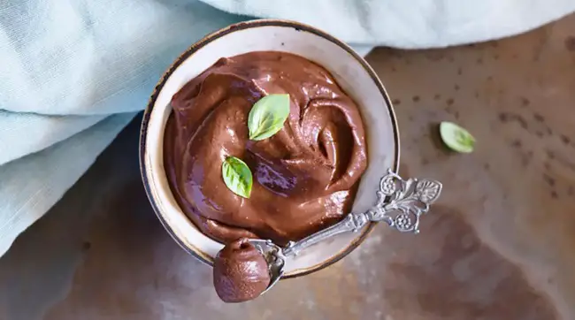 ADAPTOGENIC CHOCOLATE MOUSSE