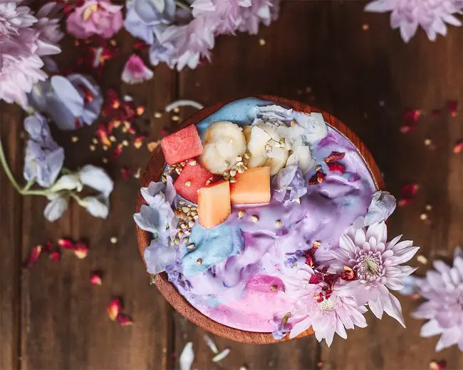 BLURPINKLE SMOOTHIE BOWL