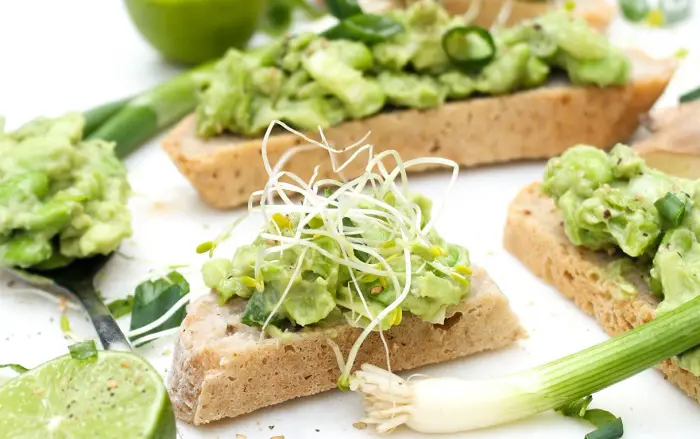 EDAMAME AVOCADO SALAD