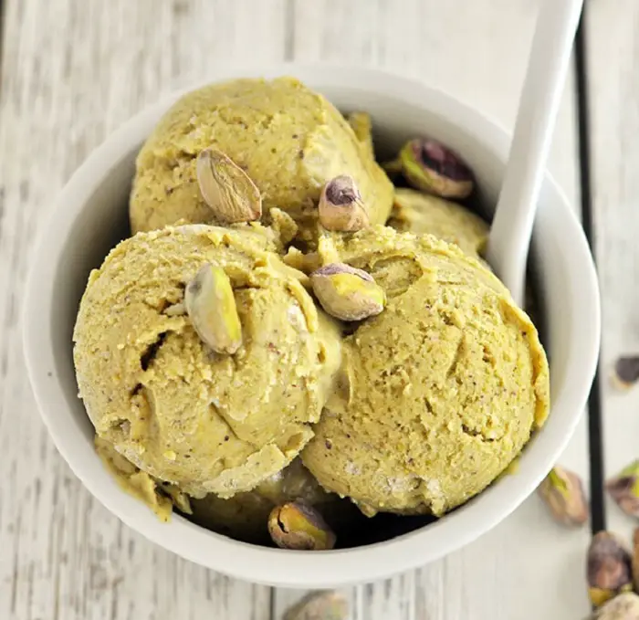 PISTACHIO ICE CREAM