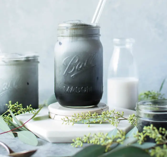 ICED ACTIVATED CHARCOAL LATTE