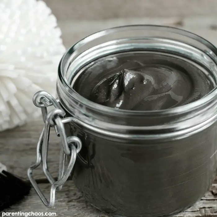 ACTIVATED CHARCOAL FACE MASK