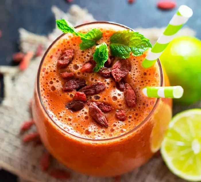 GOJI BERRY LIME SMOOTHIE