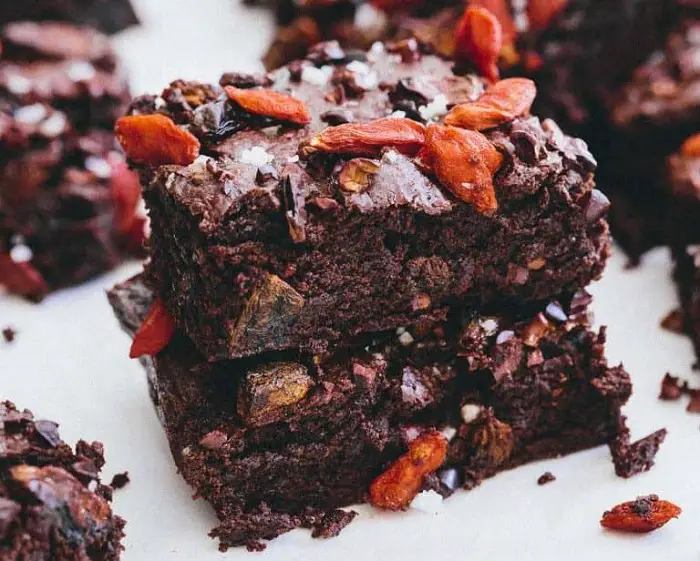 SUPERFOOD BROWNIES