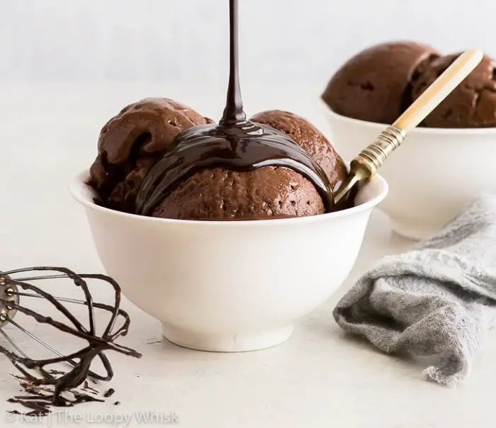 FOUR-INGREDIENT HEALTHY CHOCOLATE ICE CREAM