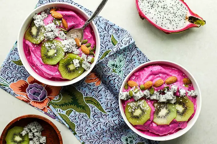 Pitaya Bowl - Dragon Fruit Smoothie Bowl - Sunkissed Kitchen