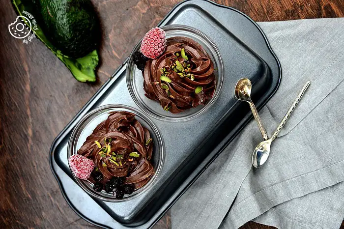 AVOCADO CHOCOLATE MOUSSE