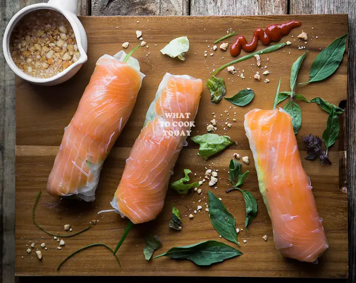 SALMON FRESH SPRING ROLLS