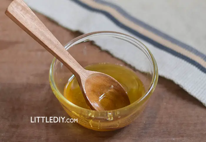 DIY HONEY HAIR MASK