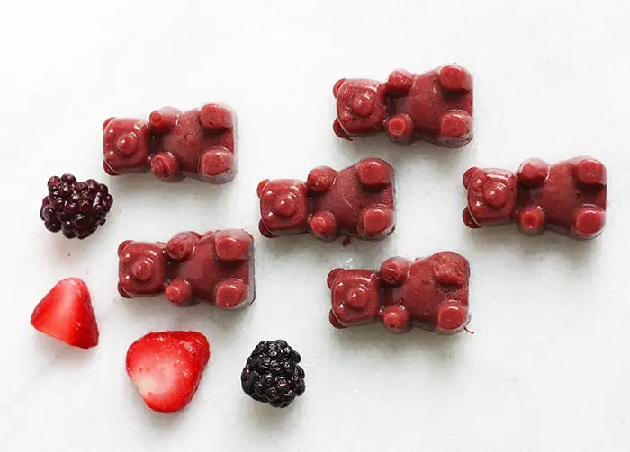 HEALTHY HOMEMADE FRUIT GUMMIES