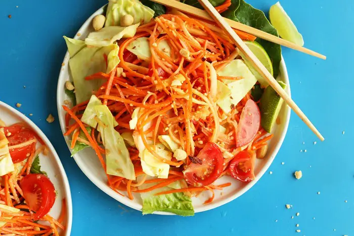 VEGAN PAPAYA SALAD