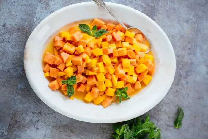 MANGO AND PAPAYA FRUIT SALAD