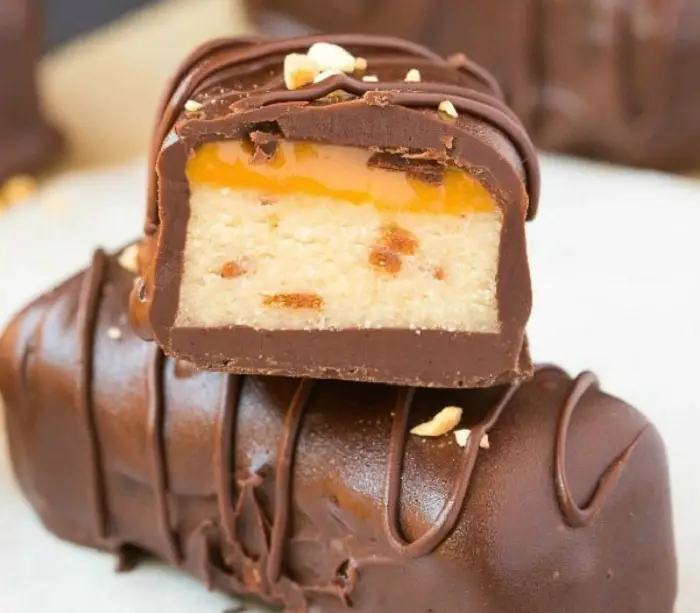 PALEO VEGAN TWIX BARS