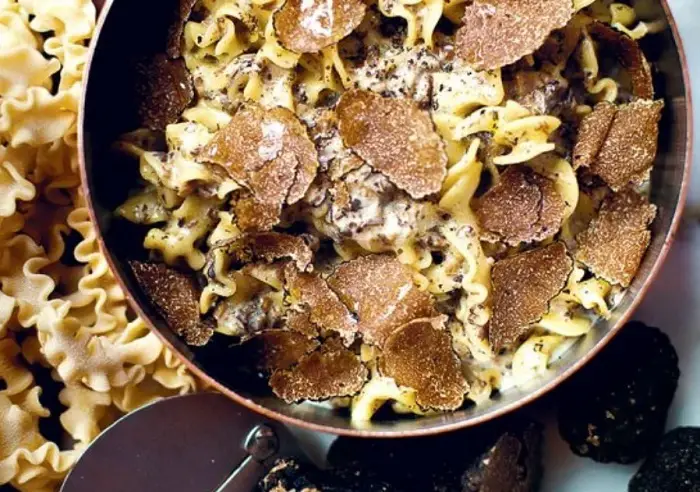 BIG MAMMA’S FAMOUS TRUFFLE PASTA