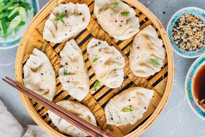 VEGETARIAN STEAMED DUMPLINGS